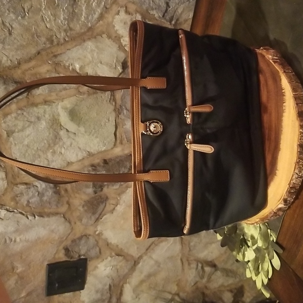 Micheal Kors Black Kempton Medium Nylon Pocket Tote Bag